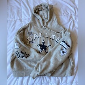 Women’s Dallas Cowboys Cropped Pullover Hoodie Size Large